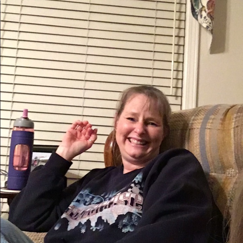 Meet your Posher, Angela